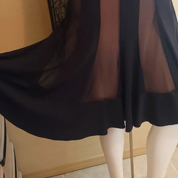 Maggie London Petites mid length dress - Picture 12 of 16